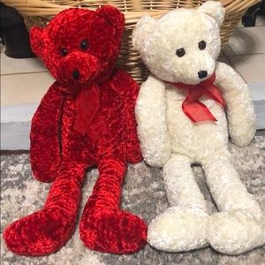 Set of 21” tall adorable teddies
